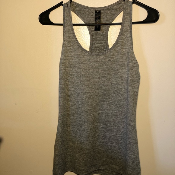 Dark/light gray workout tanks - Picture 4 of 6